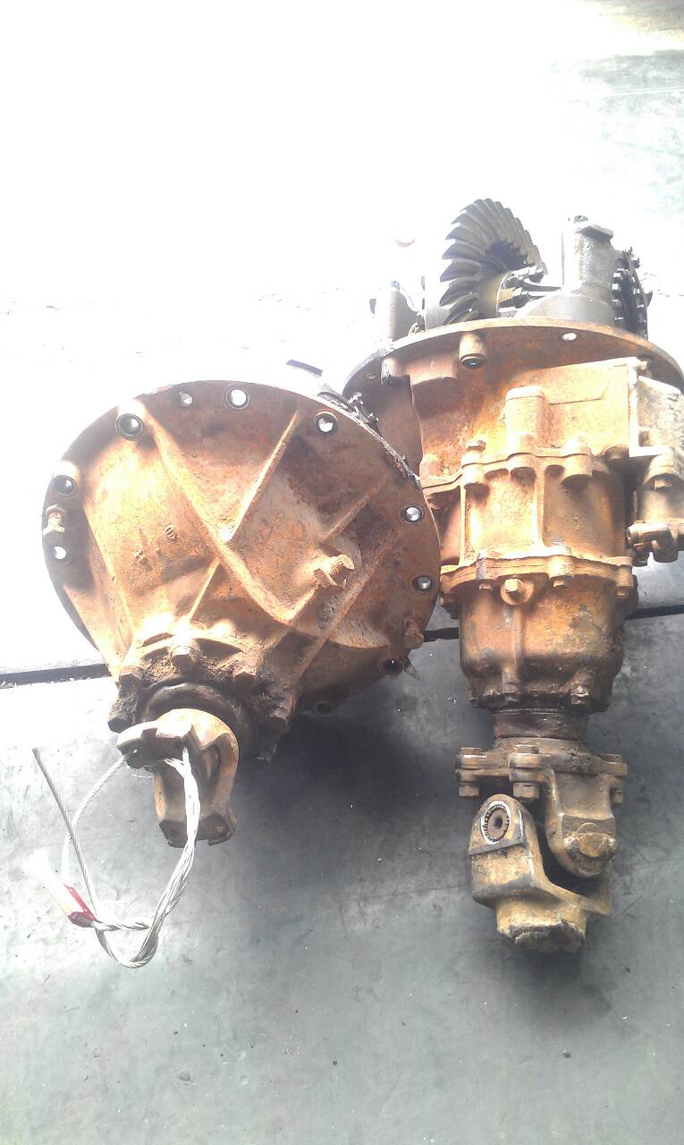 Used truck part Isuzu 340 diff