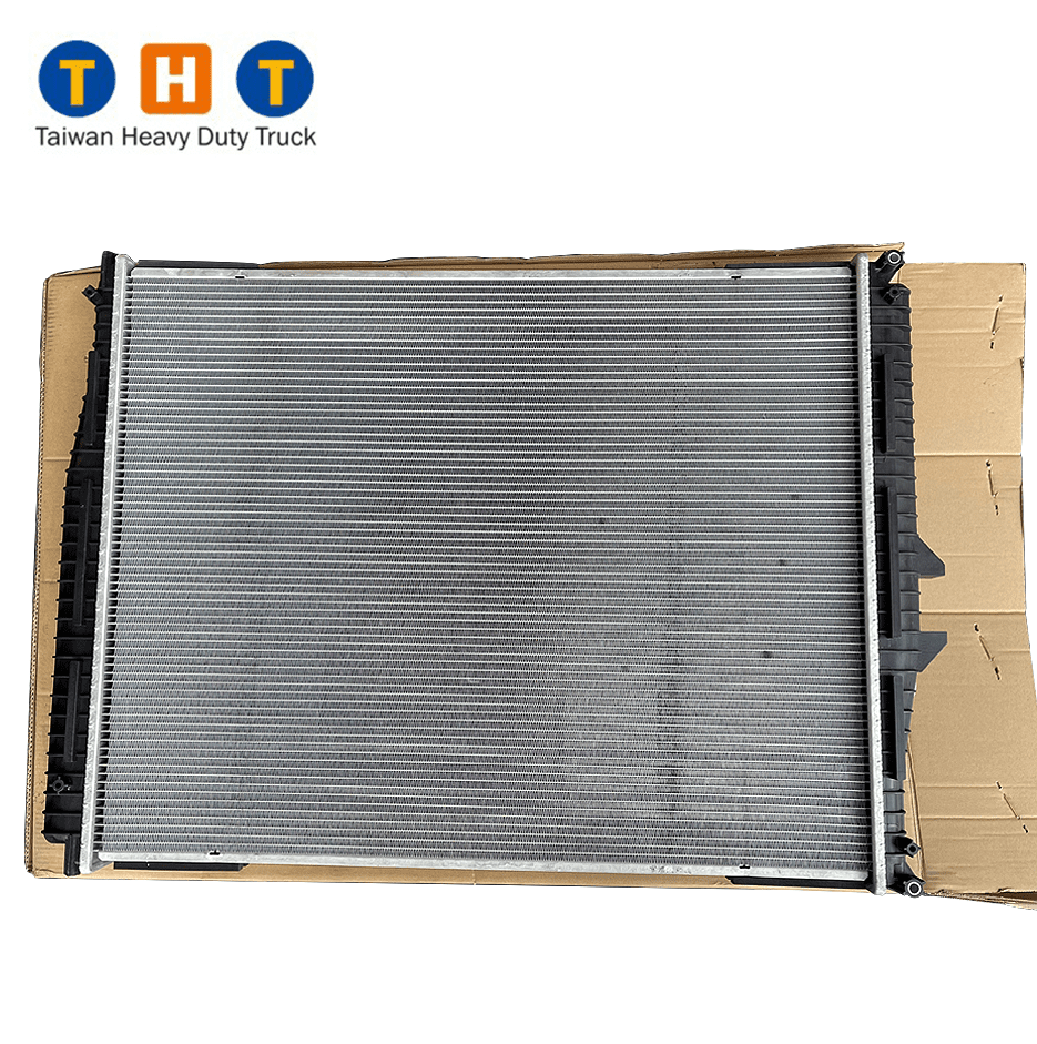 Radiator 90*72 Truck Cooling Parts For VOLVO 420